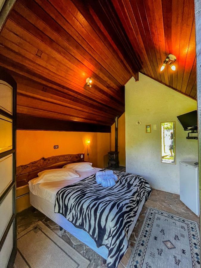 Pousada - Casa De Barro Santo Antônio do Pinhal Esterno foto